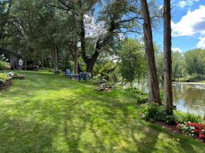 Breezeway Bay - Waterfront Full House
